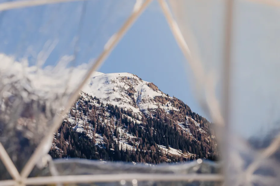 Bubble-Hotel_Graubuenden_Sculms-0889_insta